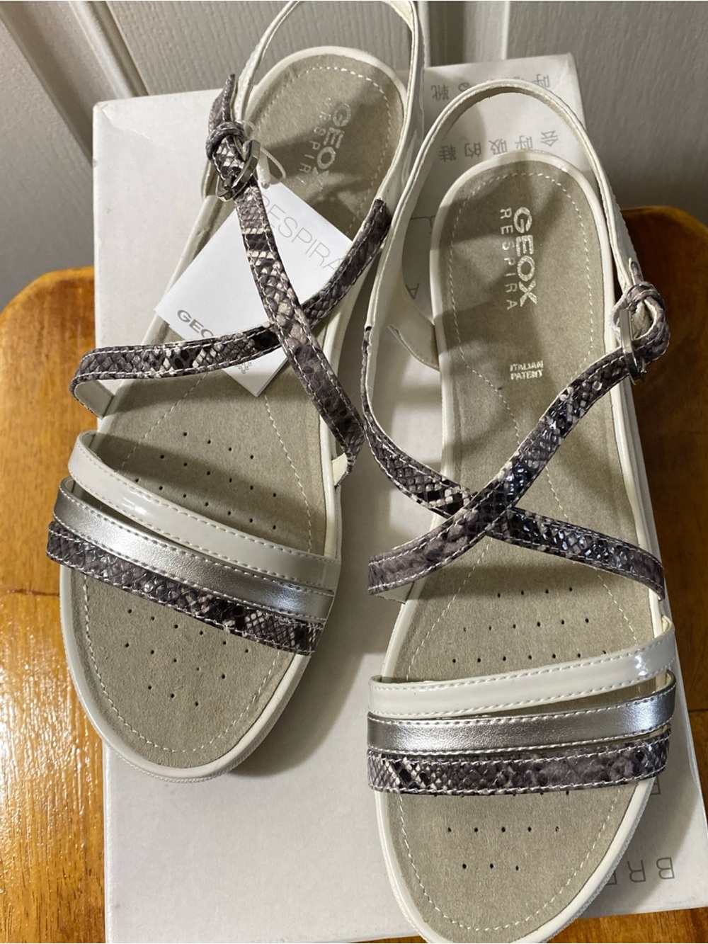 Size 9 Geox Grey/White Snake-Print and Silver Strap Slingback Sandals